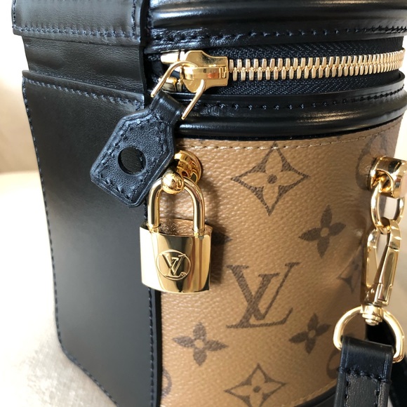***SOLD***Louis Vuitton - Picture 2 of 6